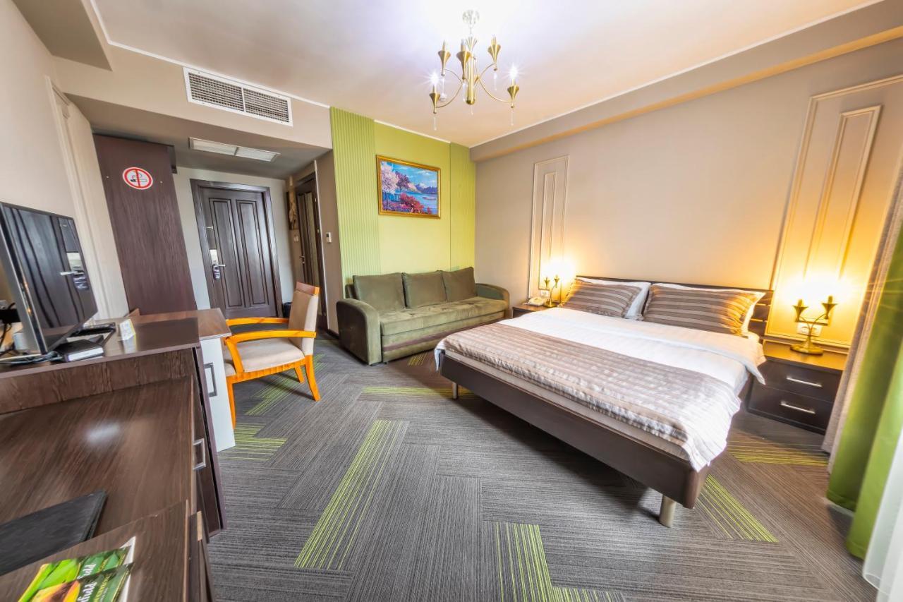 Hotel Classic Ош Экстерьер фото