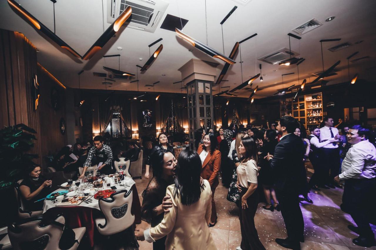 Hotel Classic Ош Экстерьер фото